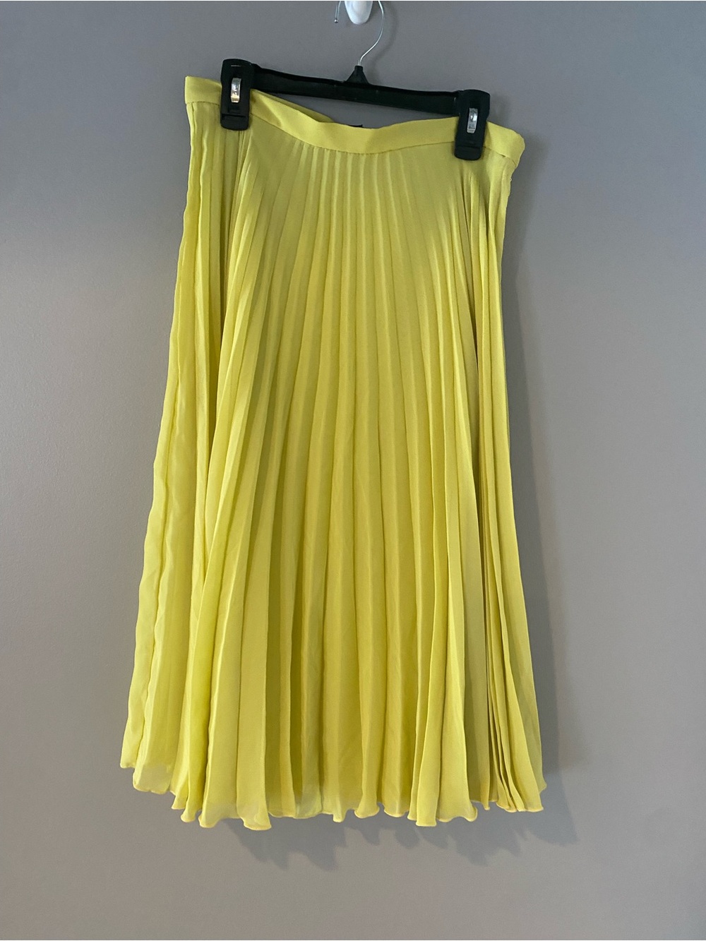 Topshop Yellow Pleated Midi Skirt